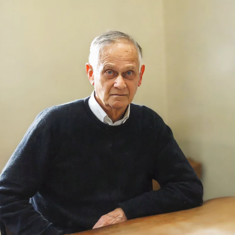 Peter McIntyre White